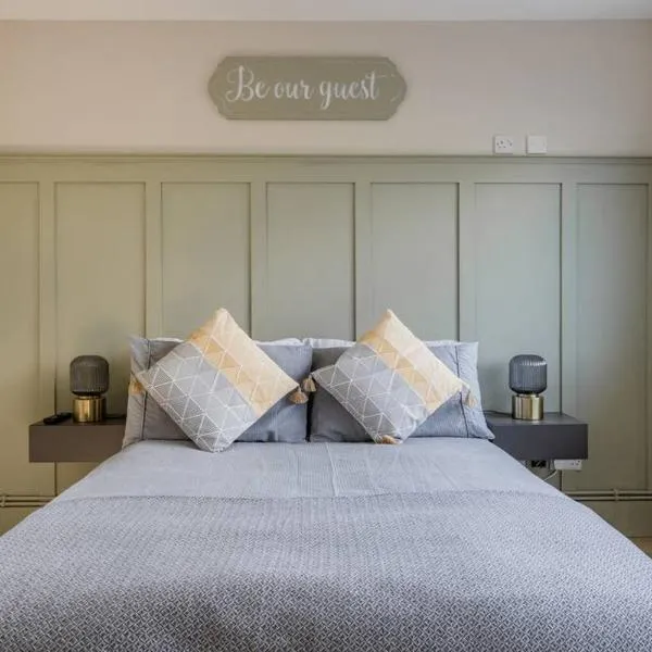 Seaview 1 bed open condo - free parking, hotel v destinaci Brighton & Hove