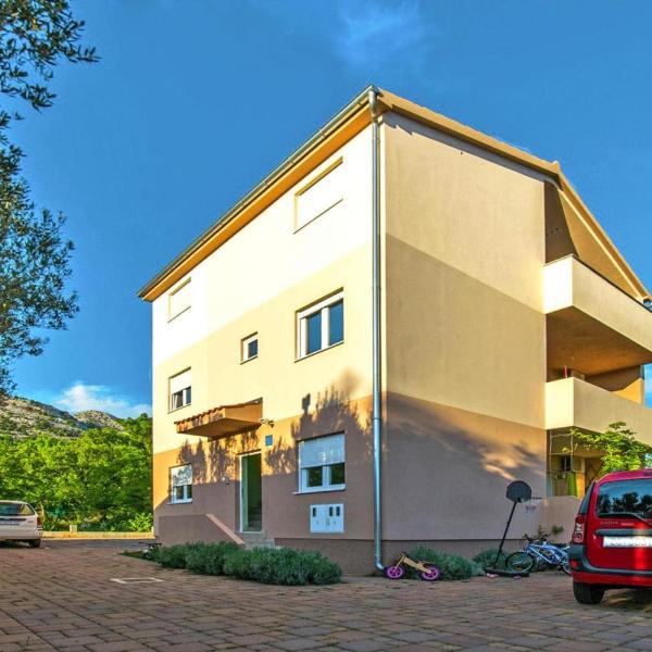 Apartment at Starigrad Paklenica, quiet in the green