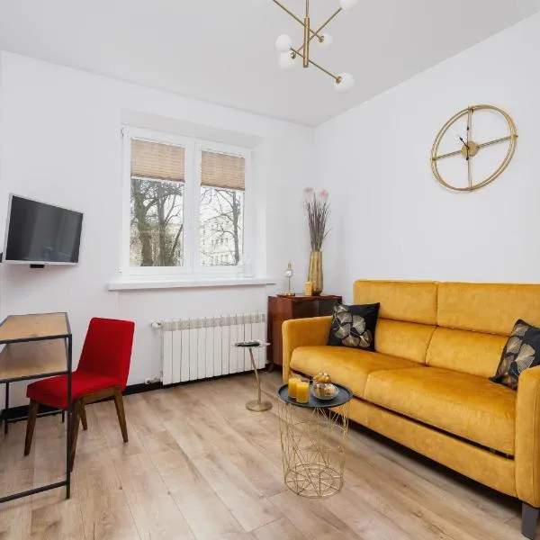 Apartments Osiedle Szkolne Cracow by Noclegi Renters, hotel in Kraków