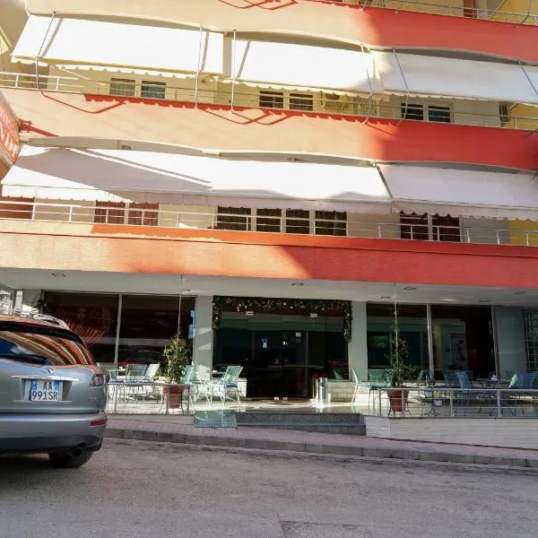 Hotel Lindi, hotel di Sarandë