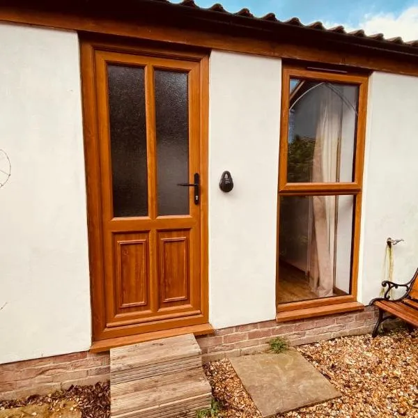 Private Detached Annex in Isleham Village, Hotel in Isleham