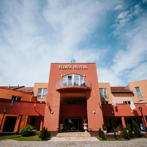 Elixír Medical Wellness Hotel – hotel w mieście Mórahalom