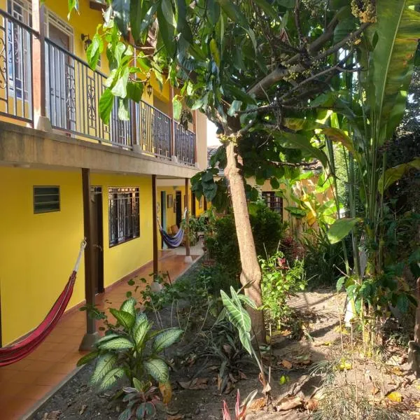 La Rosa Buga, ξενοδοχείο σε Buga