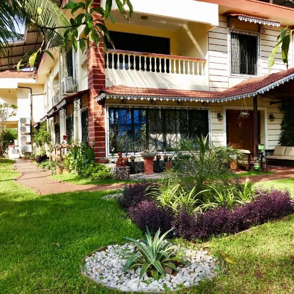 SHANU'S SEASIDE INN - A Family-Run Guesthouse just 100 metres from Candolim Beach, hotel em Candolim