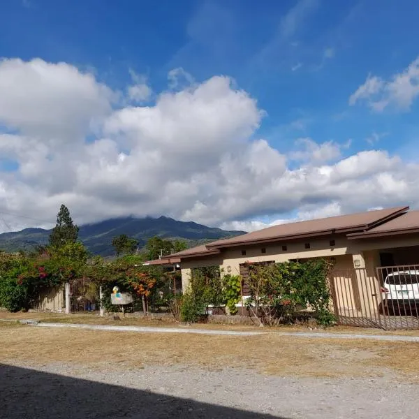 Tu casa Menus de Boquete te espera, hotel in Alto Boquete