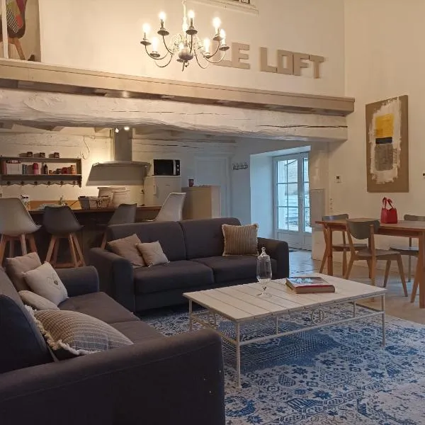 Gîte de charme dans ancienne seigneurie, Hotel in Le Pin-Saint-Denis