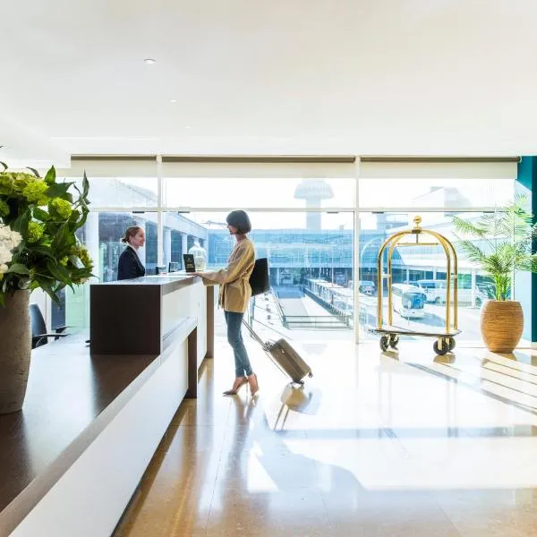 Sleep&Fly, hotel in El Prat de Llobregat