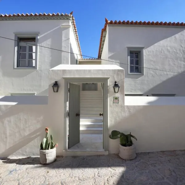 Cactus Hydra - Art Apartments, hotell sihtkohas Ýdra