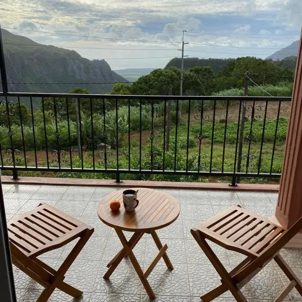 Green Discovery B&B Tamarind Falls 7 Cascades, ξενοδοχείο σε Henrietta