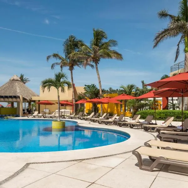 卡米诺睿尔韦拉克鲁斯酒店，位于韦拉克鲁斯的酒店