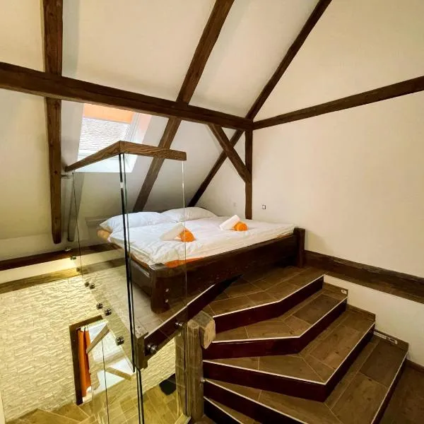 Apartmánový dům 13 Mezonet 2, hotel di Seč