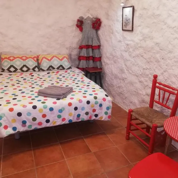 CUEVA EL DUENDE, hotel in Granada