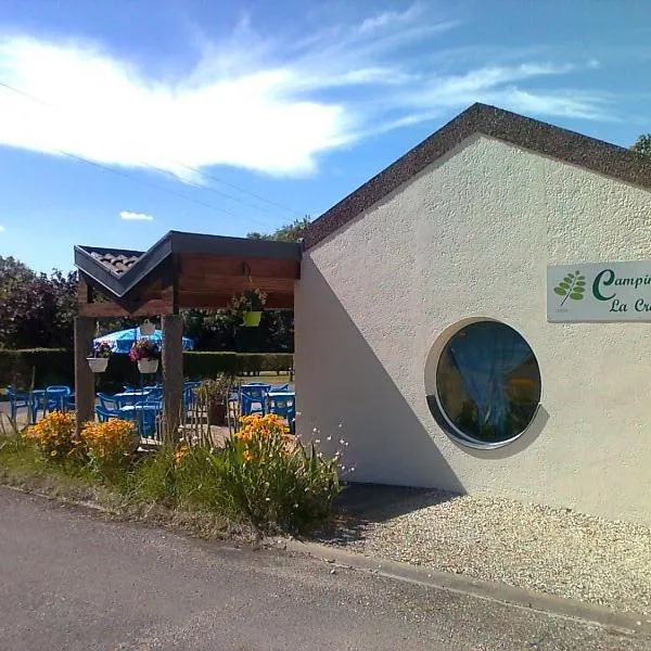 Camping Adults Only La Croix Badeau, hotel en Soulaines-Dhuys