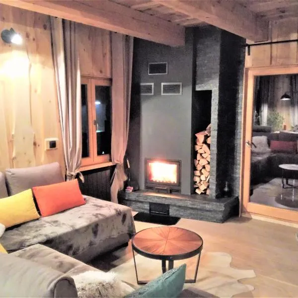 LES CHALET Kranjska Gora DUPLEX, ξενοδοχείο σε Kranjska Gora