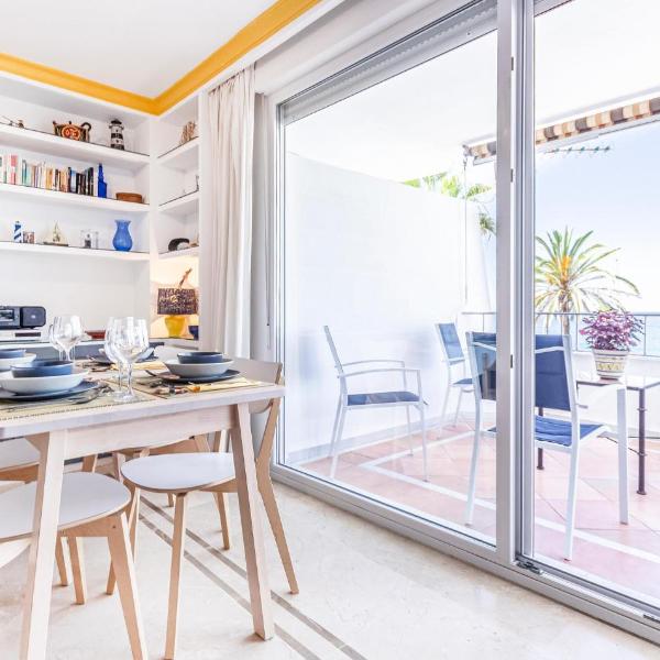 Nice Apartment In La Herradura-Almuñecar