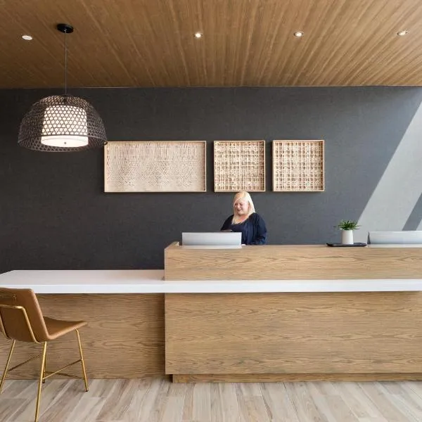 Staybridge Suites Rochester - Mayo Clinic Area by IHG, hotel di Rochester