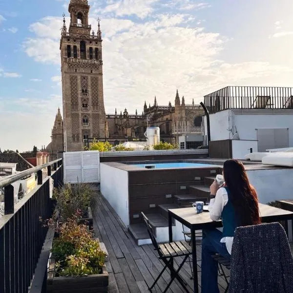 CATEDRAL SQUARE – hotel w Sewilli