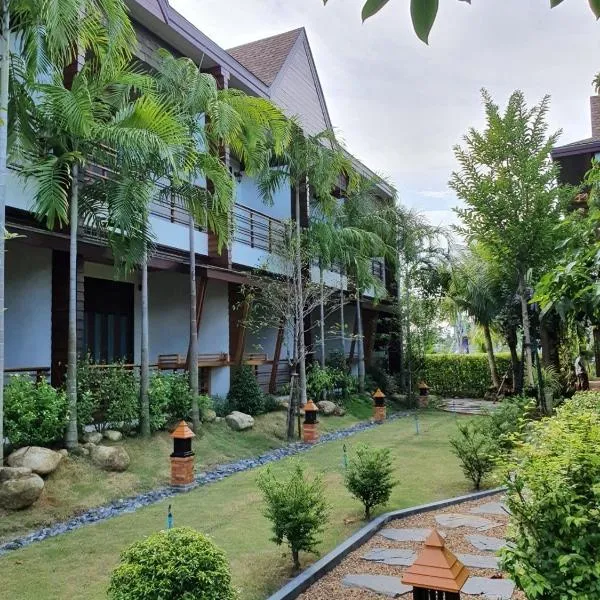 Merry Spa & Resort, hôtel à Ban Khok Lo