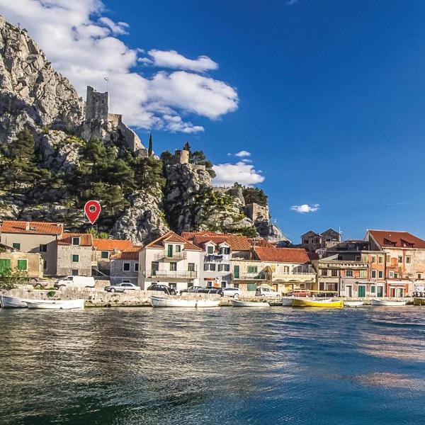 Nice Apartment In Omis With 3 Bedrooms And Wifi