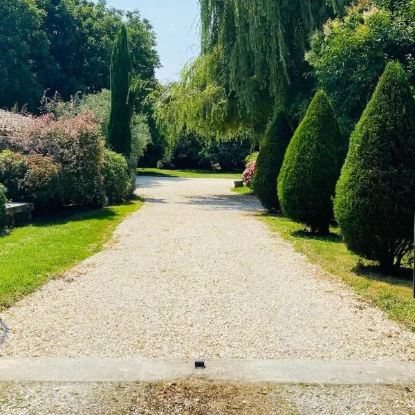 Gîte avec piscine et jardin Le Cosy - Les Bergeronnettes Bergerac, hotel sa Bergerac