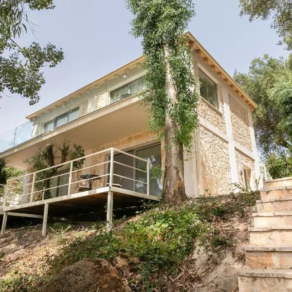 Marina Vista Luxury Studio suites Beach front, hotel v destinaci Korfu