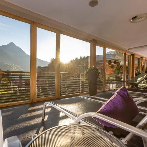 Hotel Walserberg, hotel u gradu 'Warth am Arlberg'