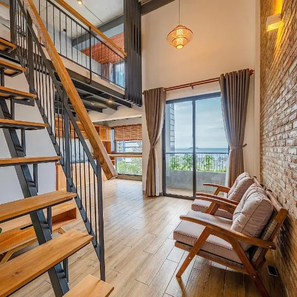 Coast House Boutique Hotel, hotel in Nha Trang