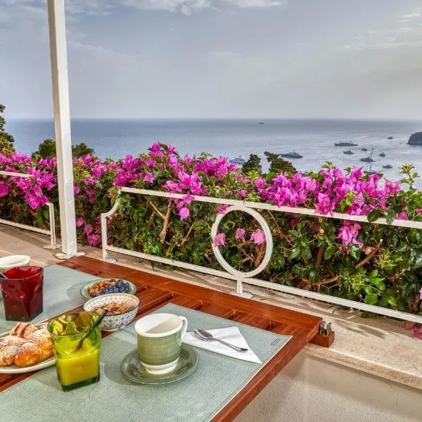 Roberhouse Tragara 37, hotel v Capri