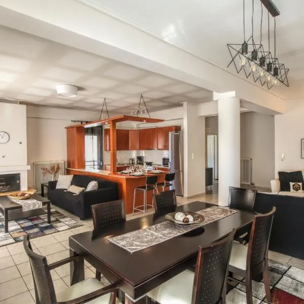 Grand Meteora Central Luxury Apartment, hotel v destinaci Kalambaka