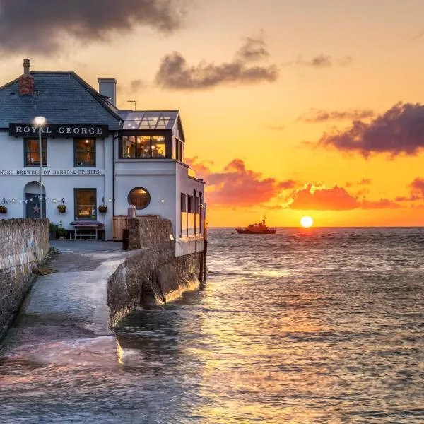 The Royal George, hotel in Appledore