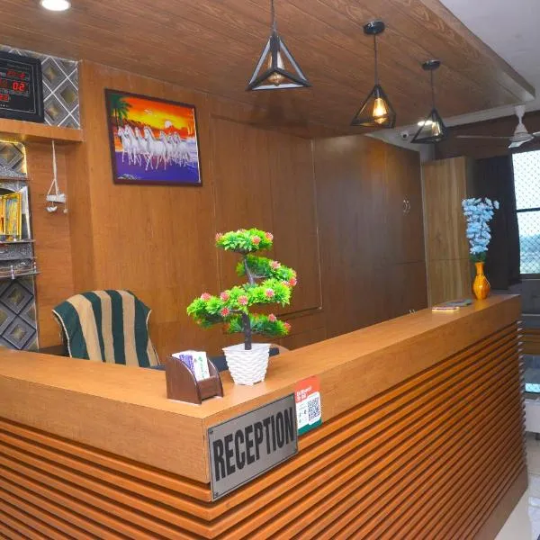 Hotel Asopalav,位于甘地讷格尔的酒店