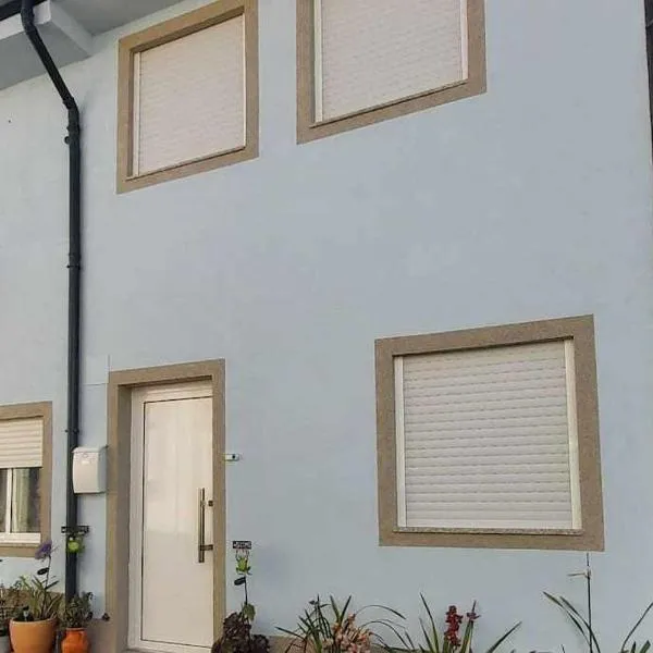 Alto da lapa Luxury house free 1 parking place, hotel in Porto