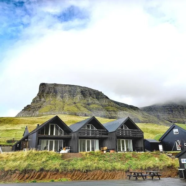 Gásadalur Apartments @ World famous waterfall, Hotel in Gásadalur