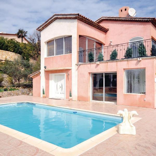 Beautiful Home In Les Adrets With 5 Bedrooms, Wifi And Private Swimming Pool