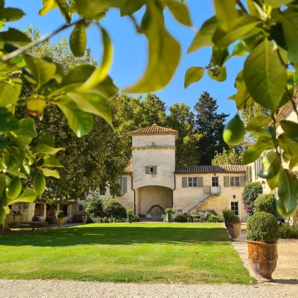 HOTEL et APPARTEMENTS DOMAINE DES CLOS - Teritoria, hotel a Beaucaire