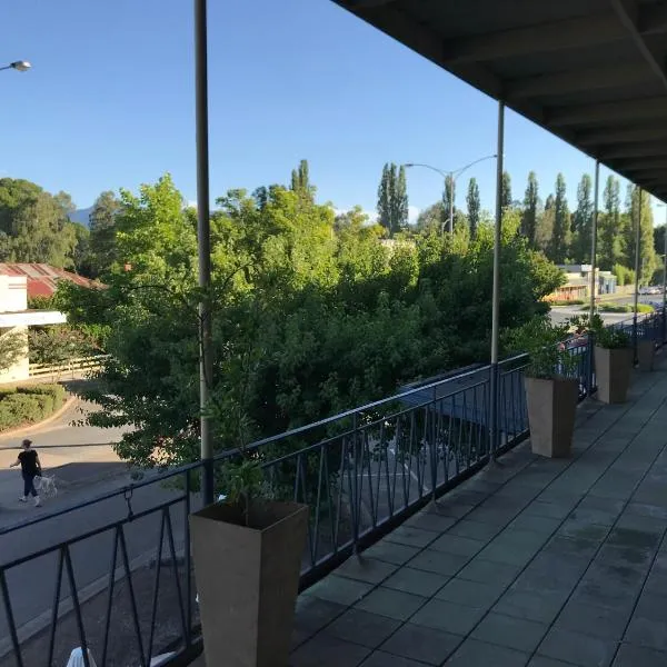 Myrtleford Hotel, hotel in Myrtleford