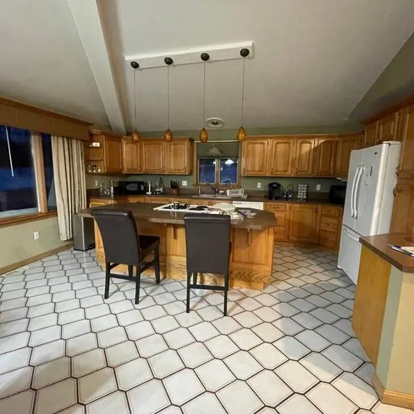 Luxury 3-Bedroom home、Caribouのホテル