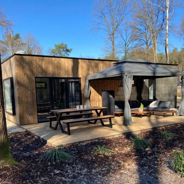 Sweet Valley Julia, Hotel in Zutendaal