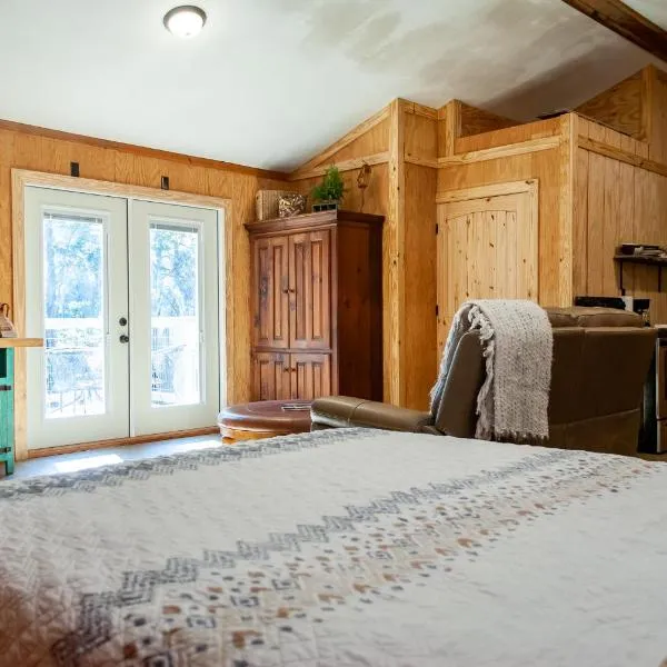 Kick Back Ranch、Ramerのホテル