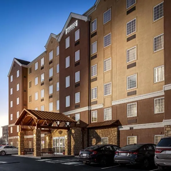 Staybridge Suites Chattanooga-Hamilton Place by IHG, hotel in Chattanooga