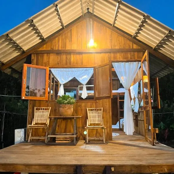 Bungalow - Farmstay Hoa Rừng U Minh, hôtel à Cà Mau