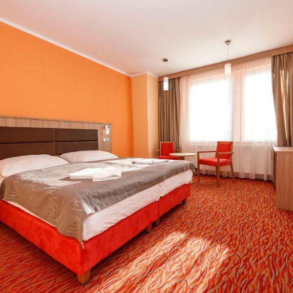 Hotel Opera, Jaroměřice nad Rokytnou
