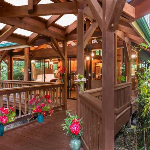 Volcano Village Lodge, hotel in Volcano