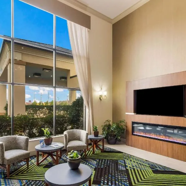 Clarion Pointe New Bern, hotel din New Bern