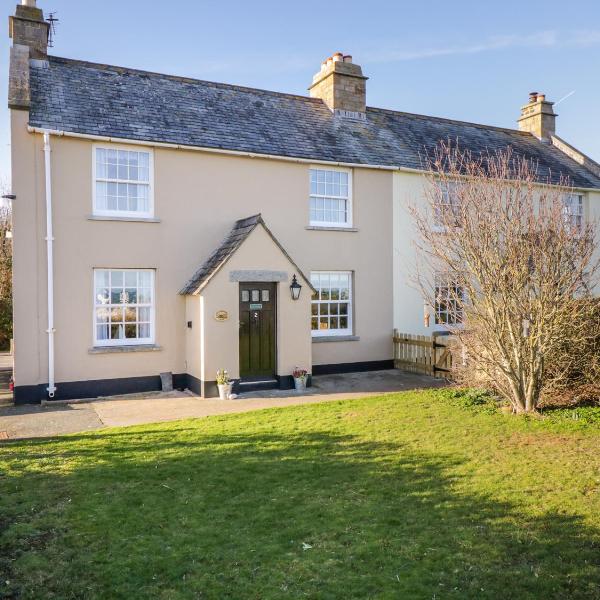 2 Old Coastguard House