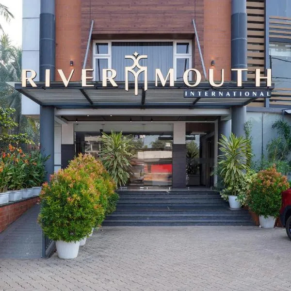 Nexstay River Mouth International, Hotel in Ferokh