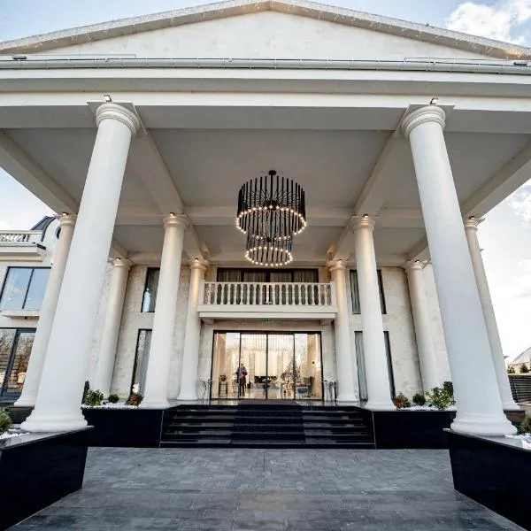 Hotel Caprice, hotel v destinaci Bacău