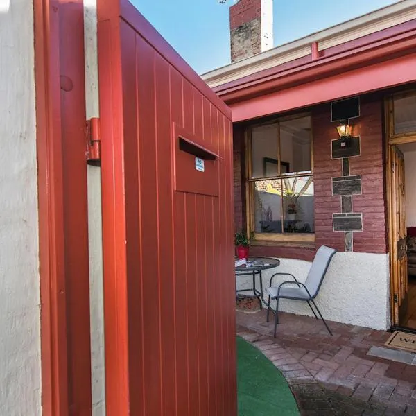 Charm on Carrington, hotel in Adelaide