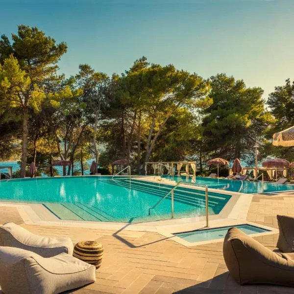 PLACES Hvar Hotel by Valamar, hotel em Stari Grad