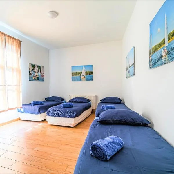 SSW Grand Hostel Iława、イワヴァのホテル